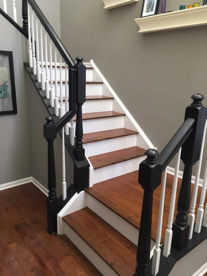 Hardwood staircase refinishing in Bucktown Chicago